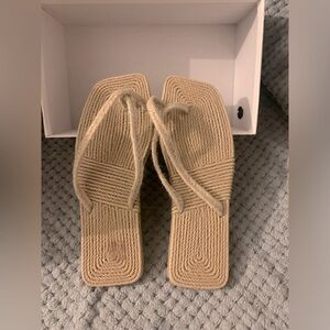 Women’s Tan burlap flip flops. Size 9. New in box! Never worn! Offers Welcome!!